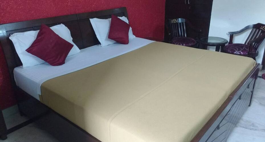 Yana's bed and breakfast, New Delhi 3